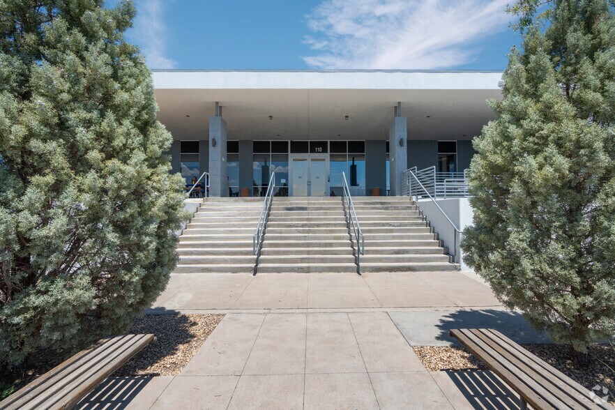 More Photos Of 1359 Lomaland Dr, El Paso Office For Lease