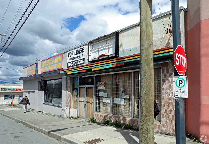 Primary Photo Of 13541 King George Blvd, Surrey Storefront For Sale