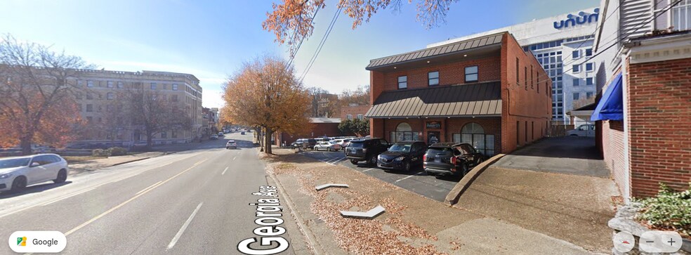 More Photos Of 513 Georgia Ave, Chattanooga Office For Sale