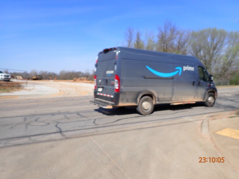 More Photos Of 301 S Bloomington St, Lowell Warehouse For Sale