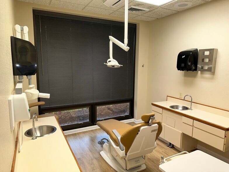 More Photos Of 3875 S Florida Ave, Lakeland Medical For Sale
