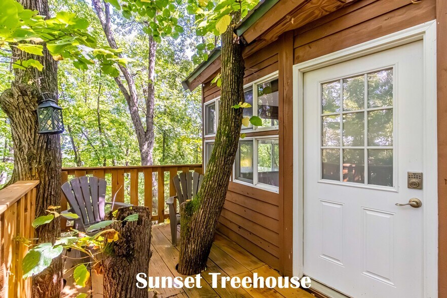 More Photos Of 1185 Highway H Hwy, Hermann Hospitality For Sale