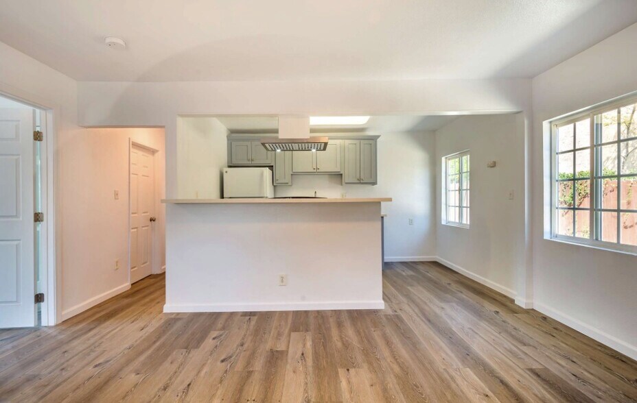 More Photos Of 3317 E 8th St, Los Angeles Apartments For Sale