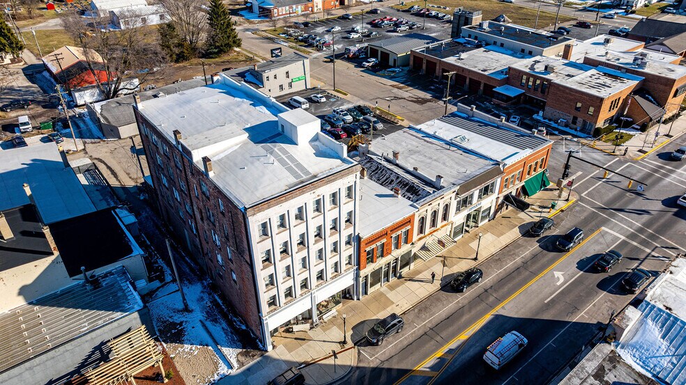 More Photos Of 113 S Main St, Urbana Apartments For Lease