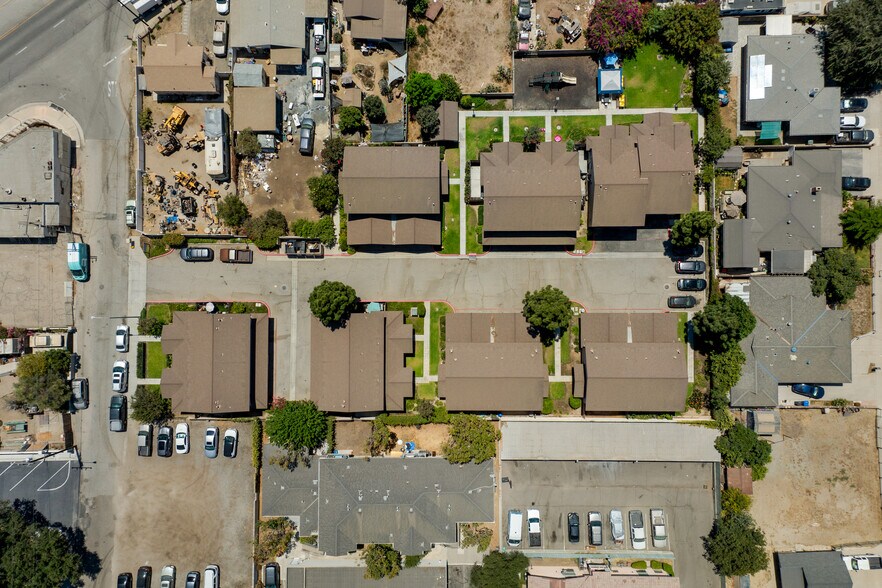 More Photos Of 220-244 Garcia St, Santa Paula Apartments For Sale