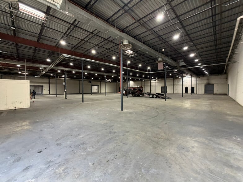 More Photos Of 5300 Tuxedo Rd, Hyattsville Warehouse For Lease
