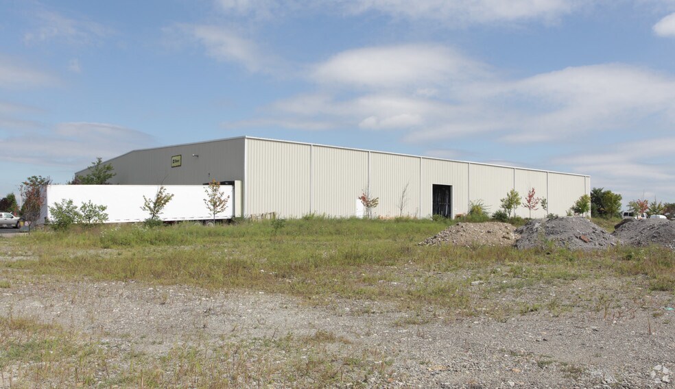 More Photos Of 230 Bilmar Ave, Pittsburgh Light Manufacturing For Lease