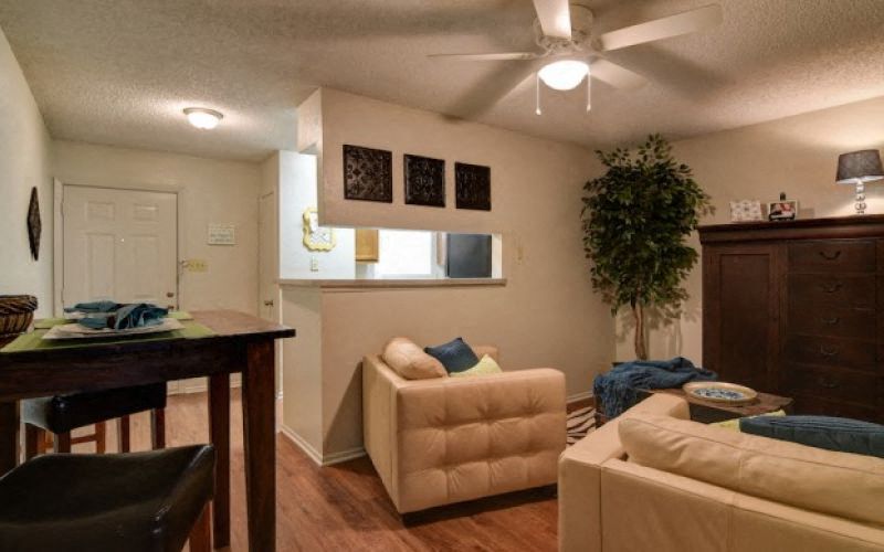 More Photos Of 811 Darby Blvd, San Antonio Apartments For Sale