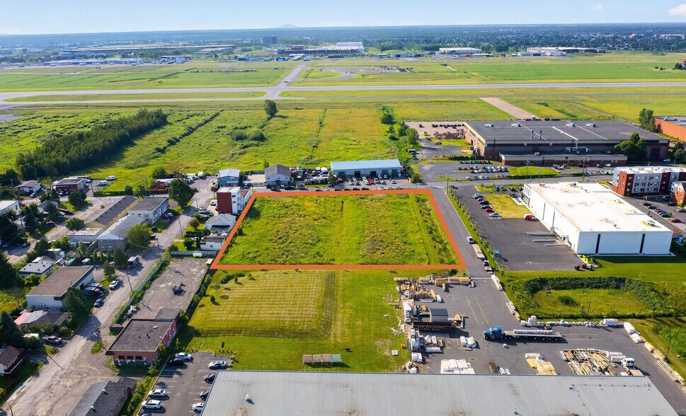 More Photos Of Rue de l’ÉNA, Saint-hubert Land For Sale
