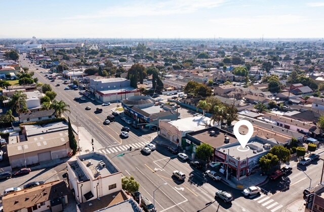 More Photos Of 1800 Firestone Blvd, Los Angeles Storefront For Sale