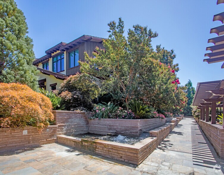 More Photos Of 2725 Sand Hill Rd, Menlo Park Unknown For Lease