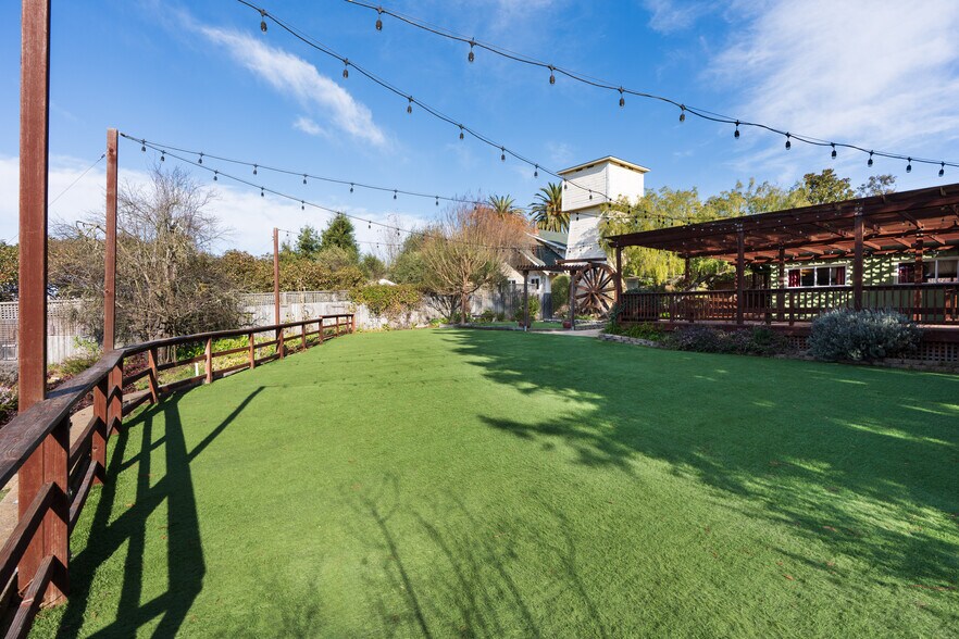 More Photos Of 5186 Gravenstein Hwy S, Sebastopol Restaurant For Sale