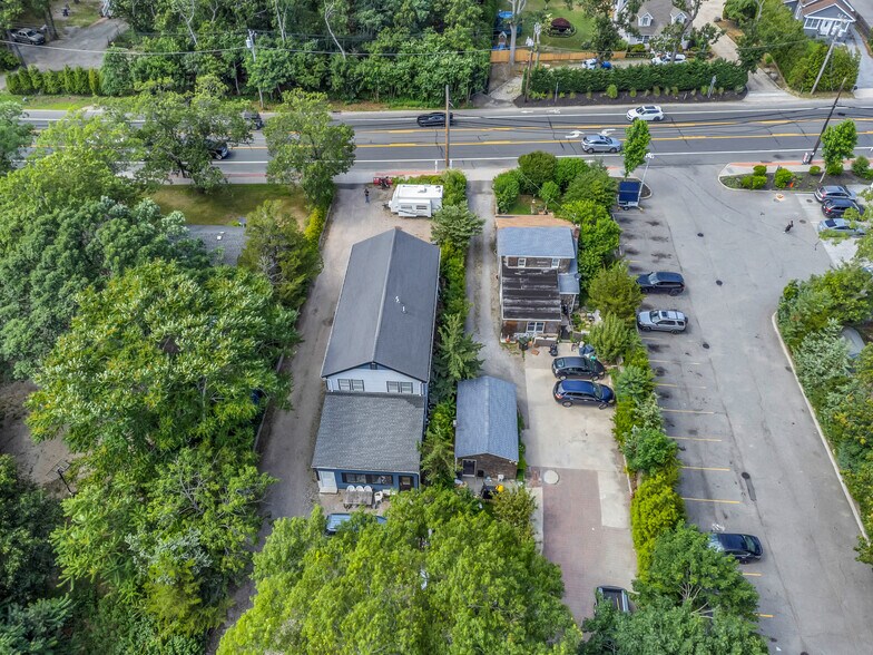 More Photos Of 715 Flanders Rd, Riverhead Office For Sale