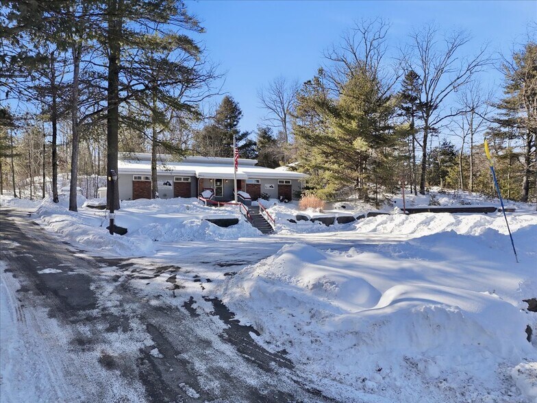 More Photos Of 647 Route 739, Lords Valley Office For Sale