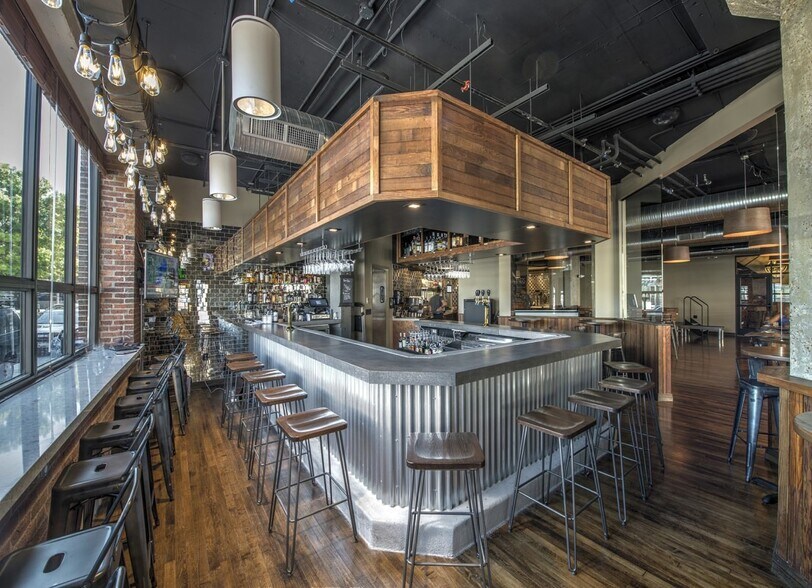 More Photos Of 235-239 Holliday St, Baltimore Office For Sale