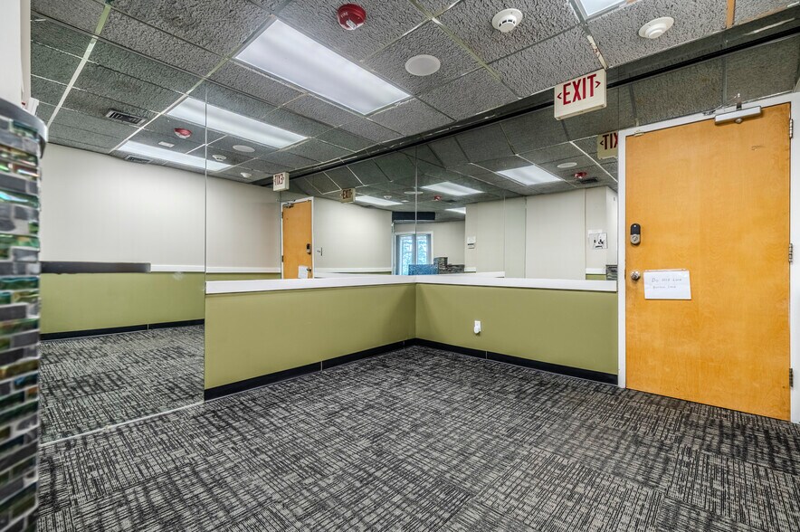 More Photos Of 1575 Hillside Ave, New Hyde Park Medical For Sale