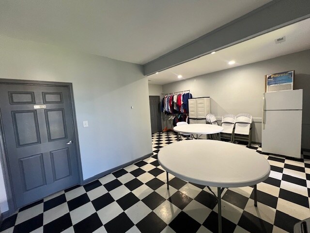 More Photos Of 1225 5th Ave SE, Decatur Warehouse For Sale