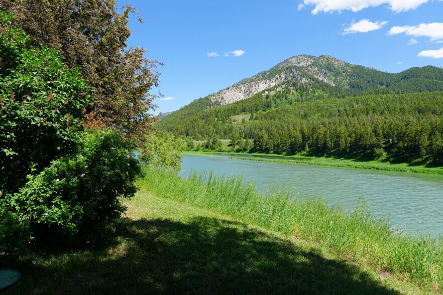 More Photos Of 118878 US HWY 89 hwy, Alpine Hotel For Sale