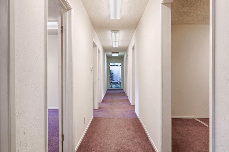 More Photos Of 4038 Montgomery Dr, Santa Rosa Office For Sale