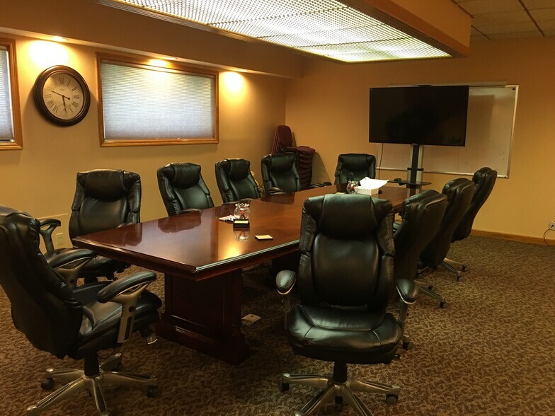 More Photos Of 137 S Production Dr, Avon Research And Development For Lease