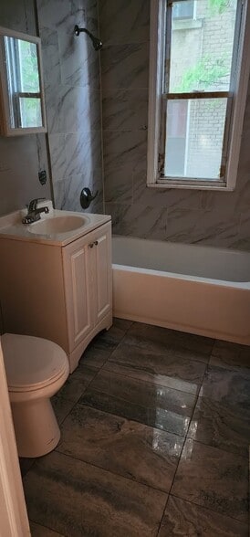 More Photos Of , Hartford Unknown For Sale