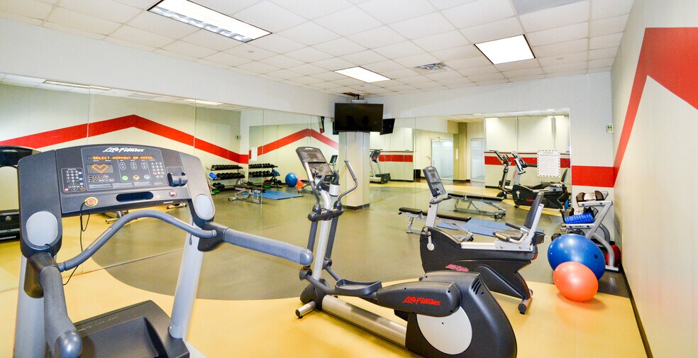 More Photos Of 12005 Ford Rd, Dallas Office For Lease