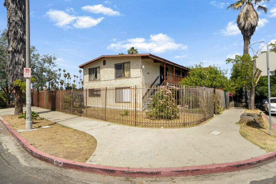 More Photos Of 1973-2015 W 22nd St, Los Angeles Apartments For Sale