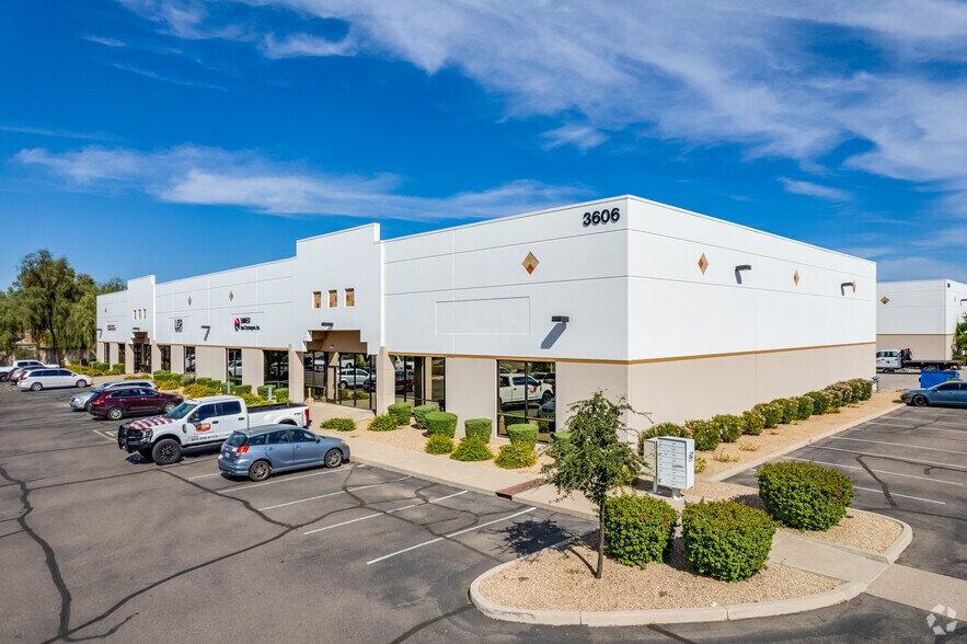 More Photos Of 3602 E Southern Ave, Phoenix Warehouse For Lease