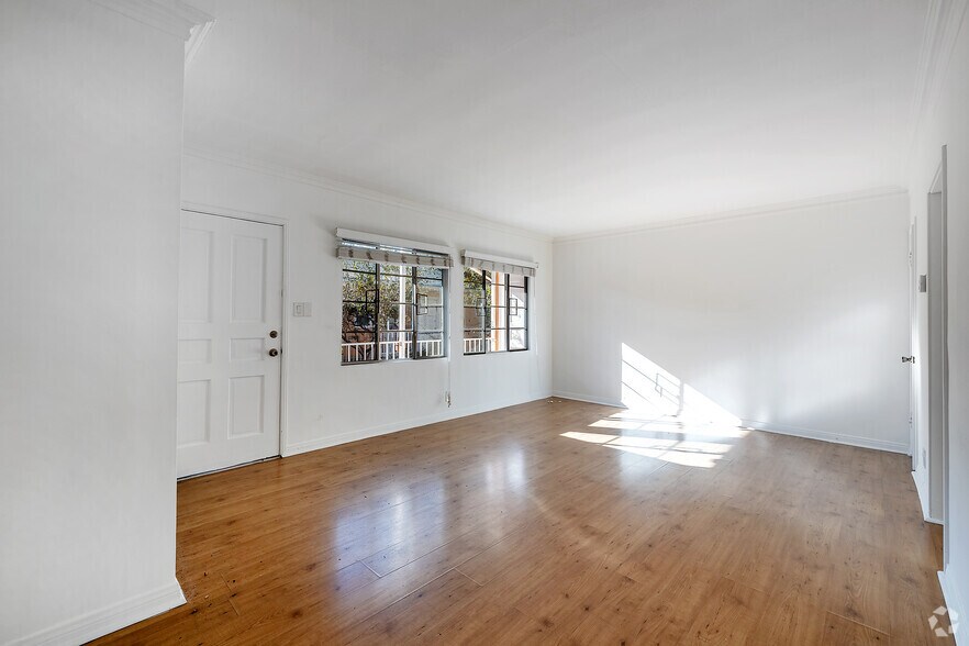 More Photos Of 1260 N Hayworth Ave, West Hollywood Apartments For Sale