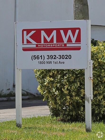 More Photos Of 1700-1800 NW 1st Ave, Boca Raton Warehouse For Lease