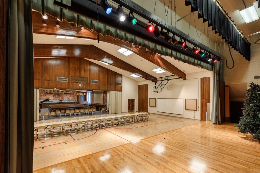 More Photos Of 1271 Overlook Dr, Lake Oswego Specialty For Sale