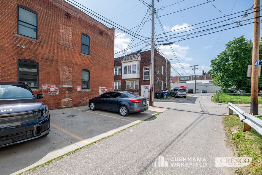 More Photos Of 3182 W 25th St, Cleveland Apartments For Sale