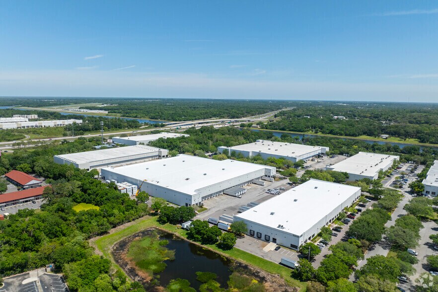 More Photos Of 4720 Oak Fair Blvd, Tampa Distribution For Lease