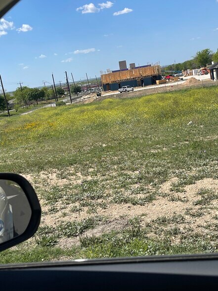 More Photos Of 4500 Thousand Oaks Dr, San Antonio Land For Sale