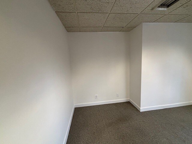 More Photos Of 3000 N Federal Hwy, Fort Lauderdale Storefront For Lease
