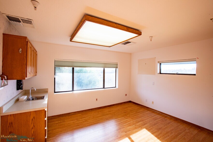More Photos Of 2650 Edith Ave, Redding Medical For Sale