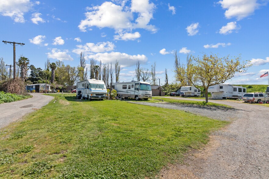 More Photos Of 711 W Brannan Island Rd, Isleton Trailer Camper Park For Sale
