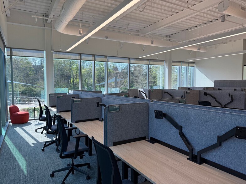 More Photos Of 5511 Virginia Way, Brentwood Office For Lease