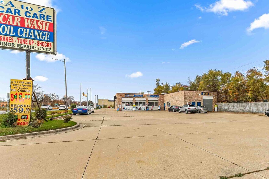 More Photos Of 26380 Michigan Ave, Inkster General Retail For Sale