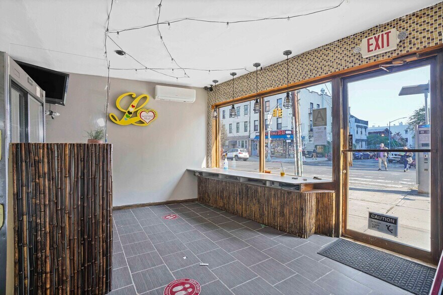 More Photos Of 76 Bushwick Ave, Brooklyn Restaurant For Lease