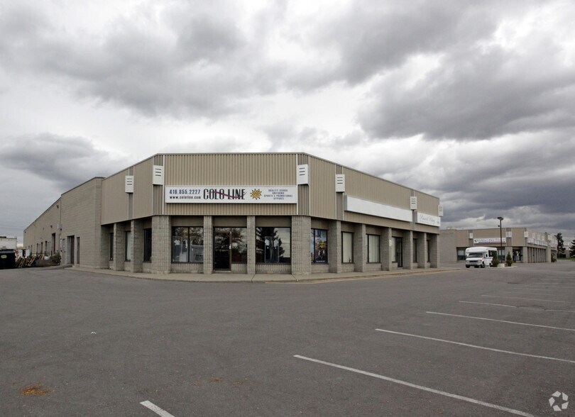Primary Photo Of 4300 Steeles Av W, Woodbridge Light Manufacturing For Lease