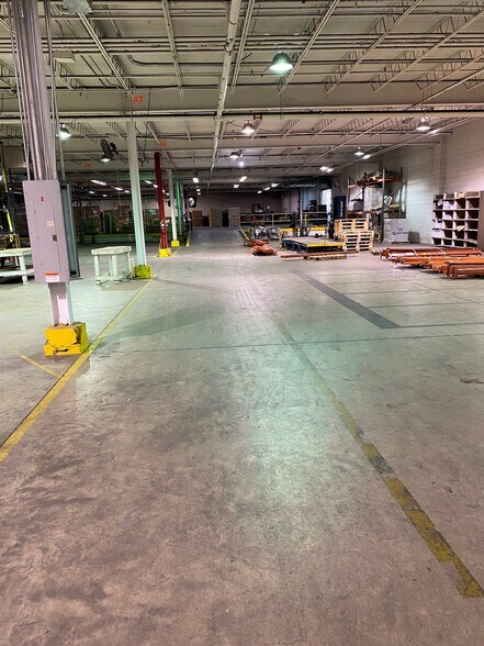 More Photos Of 129 Legionaire Dr, Lincolnton Manufacturing For Lease