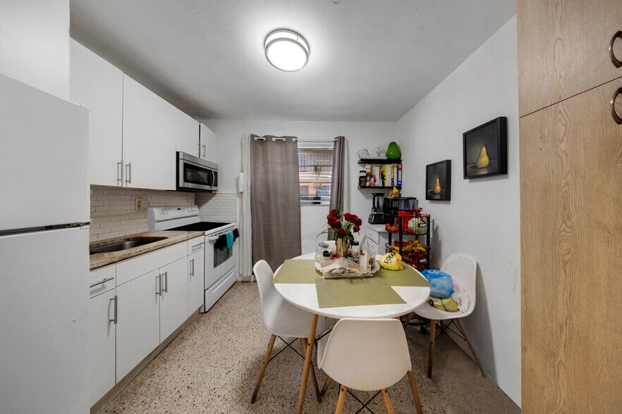 More Photos Of 1021 NW 5th St, Miami Apartments For Sale