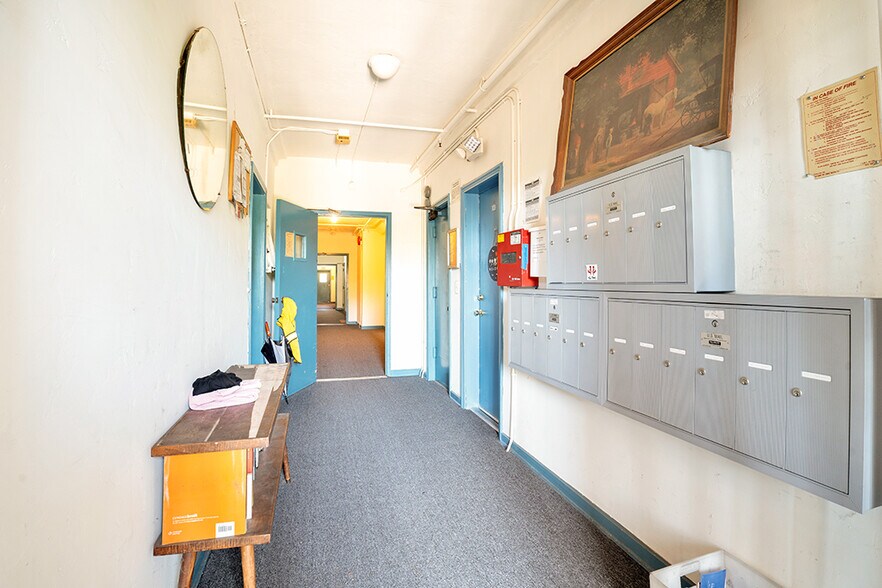 More Photos Of 859 N June St, Los Angeles Apartments For Sale