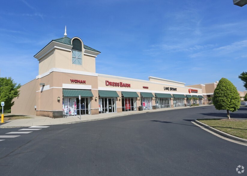 More Photos Of 250-320 S Colonial Dr, Alabaster General Retail For Lease