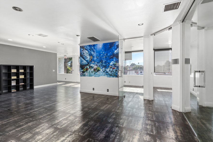 More Photos Of 2321 Torrance Blvd, Torrance Loft Creative Space For Lease