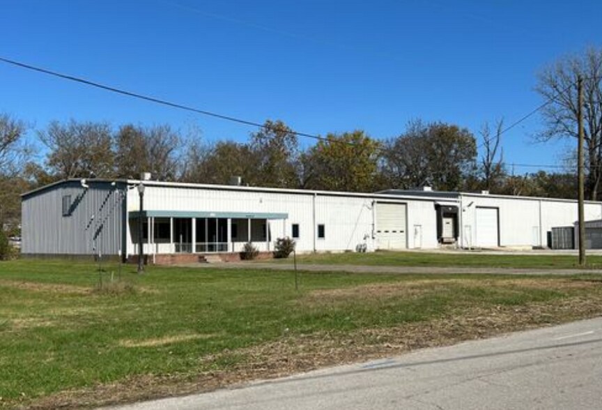 Primary Photo Of 480 Valley Road, Corydon Warehouse For Lease