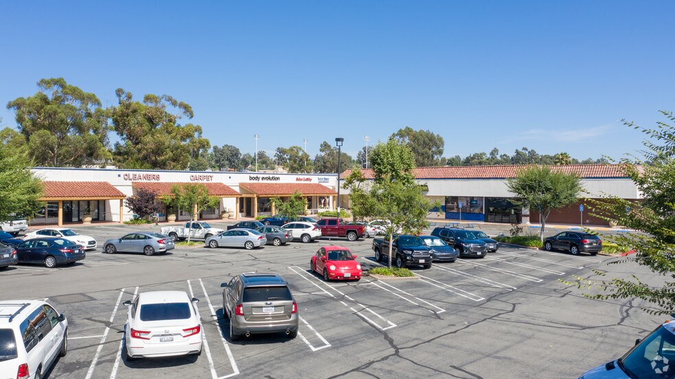 More Photos Of 25202-25272 Cabot Rd, Laguna Hills Storefront For Lease