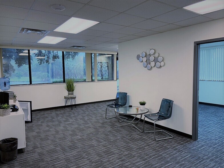 More Photos Of 12425 28th St N, Saint Petersburg Office For Lease