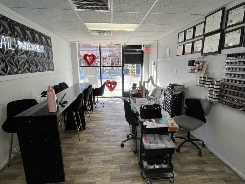 More Photos Of 124 N Main St, Brighton General Retail For Sale